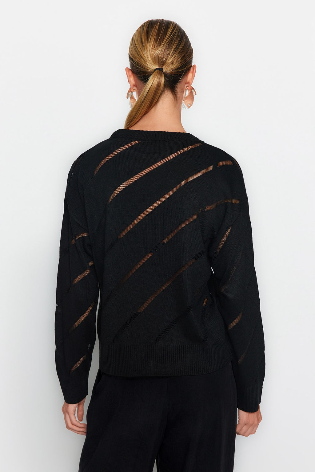 Siyah Ajurlu/Delikli Triko Kazak TWOAW24KZ00157 - Trendyolmilla фото 5