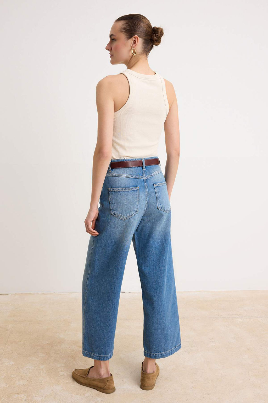 Mavi Kemerli Yuksek Bel Bilek Boy Wide Leg Jeans TWOSS26JE00317 - Trendyolmilla фото 4