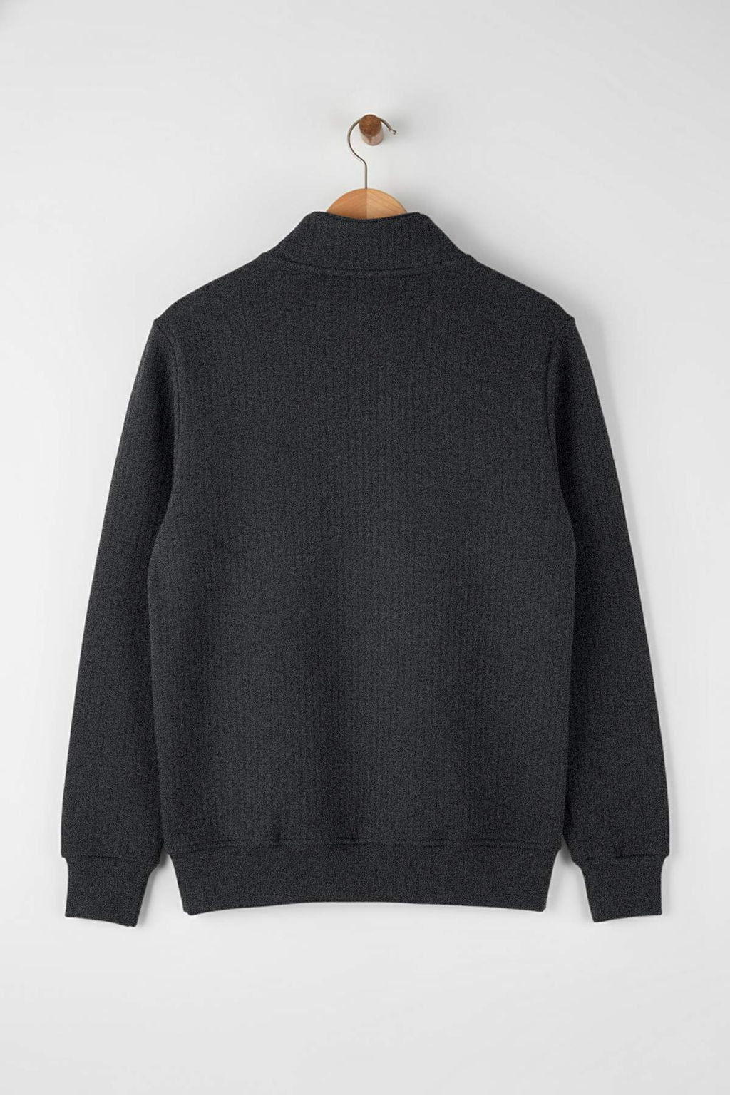 Siyah Regular/Normal Kesim Dokulu Etiket Detayl? Fermuarl? Sweatshirt TMNAW26SW00062 - Trendyolmilla фото 36