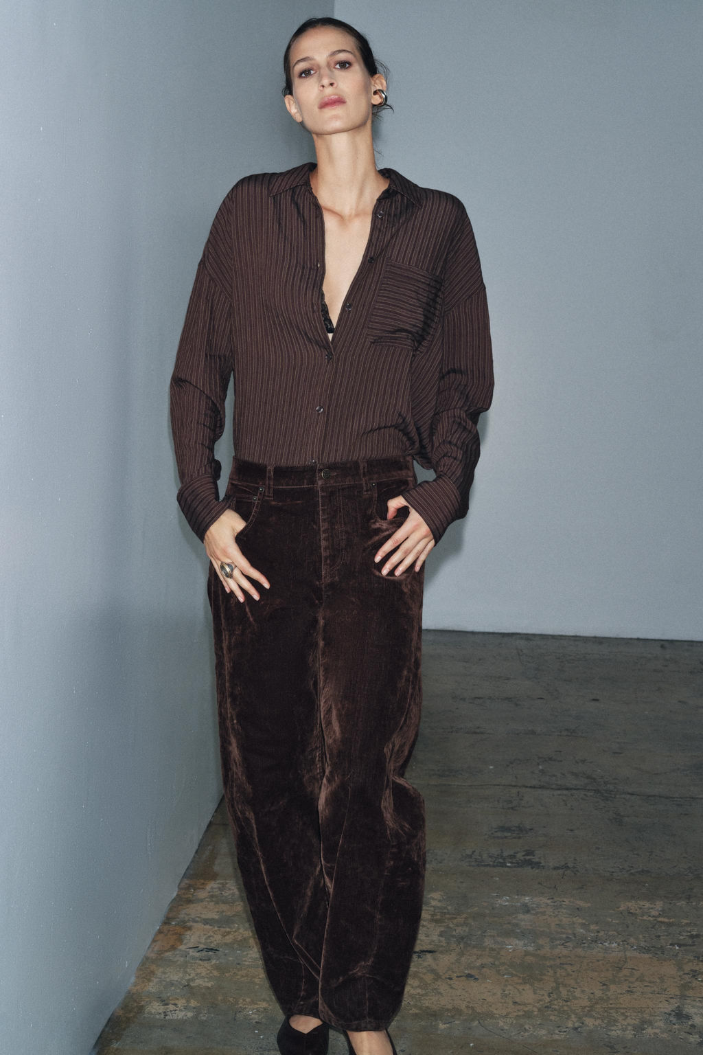 ZW COLLECTION HIGH-WAIST FLOCKED BALLOON JEANS