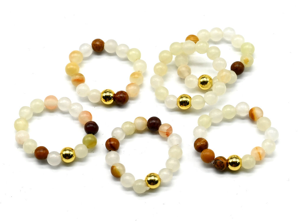 Кольцо на резинке из оникса, шарик 5мм