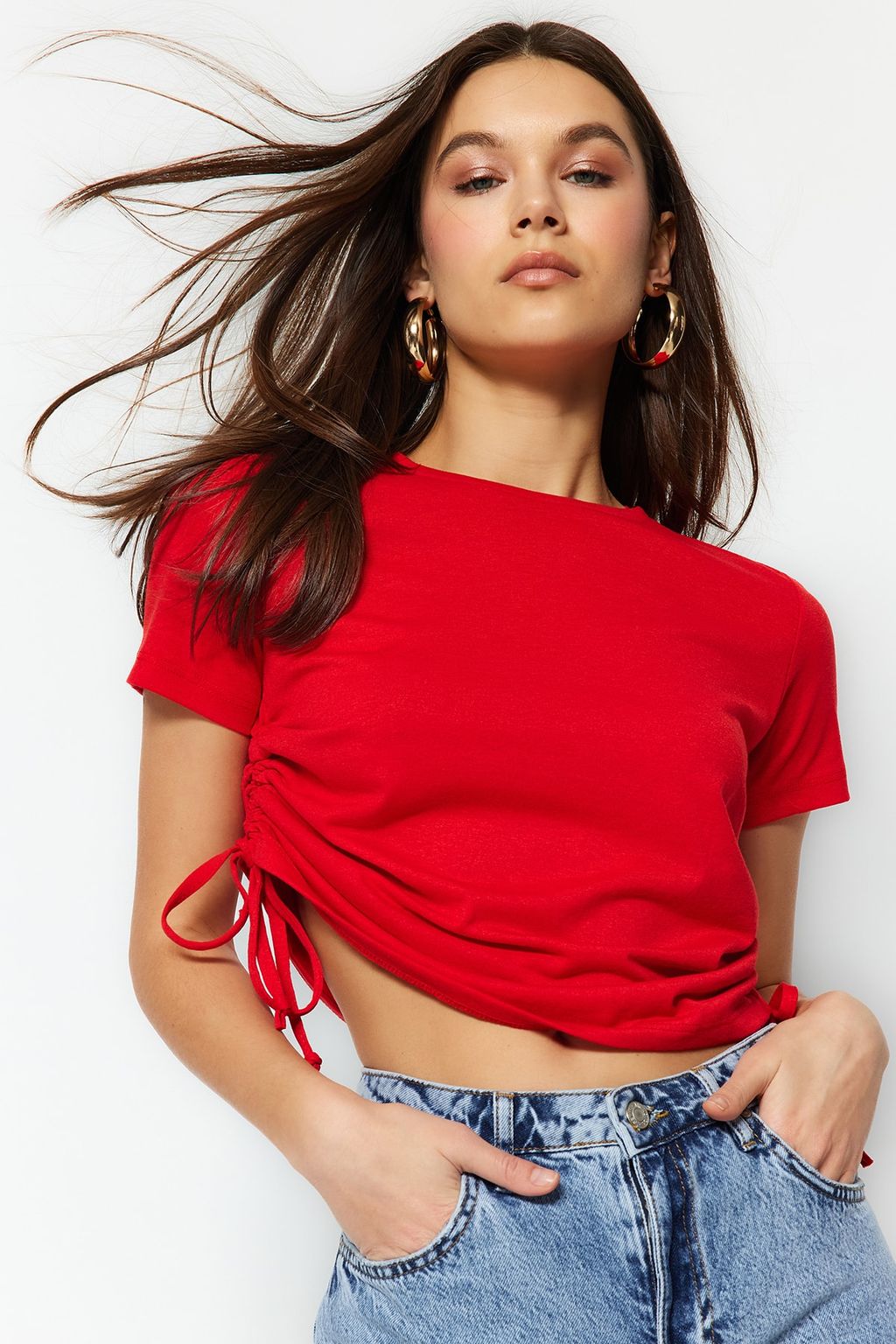 K?rm?z? 100% Pamuk Buzgu Detayl? Basic Bisiklet Yaka Orme T-Shirt TWOSS21TS0131