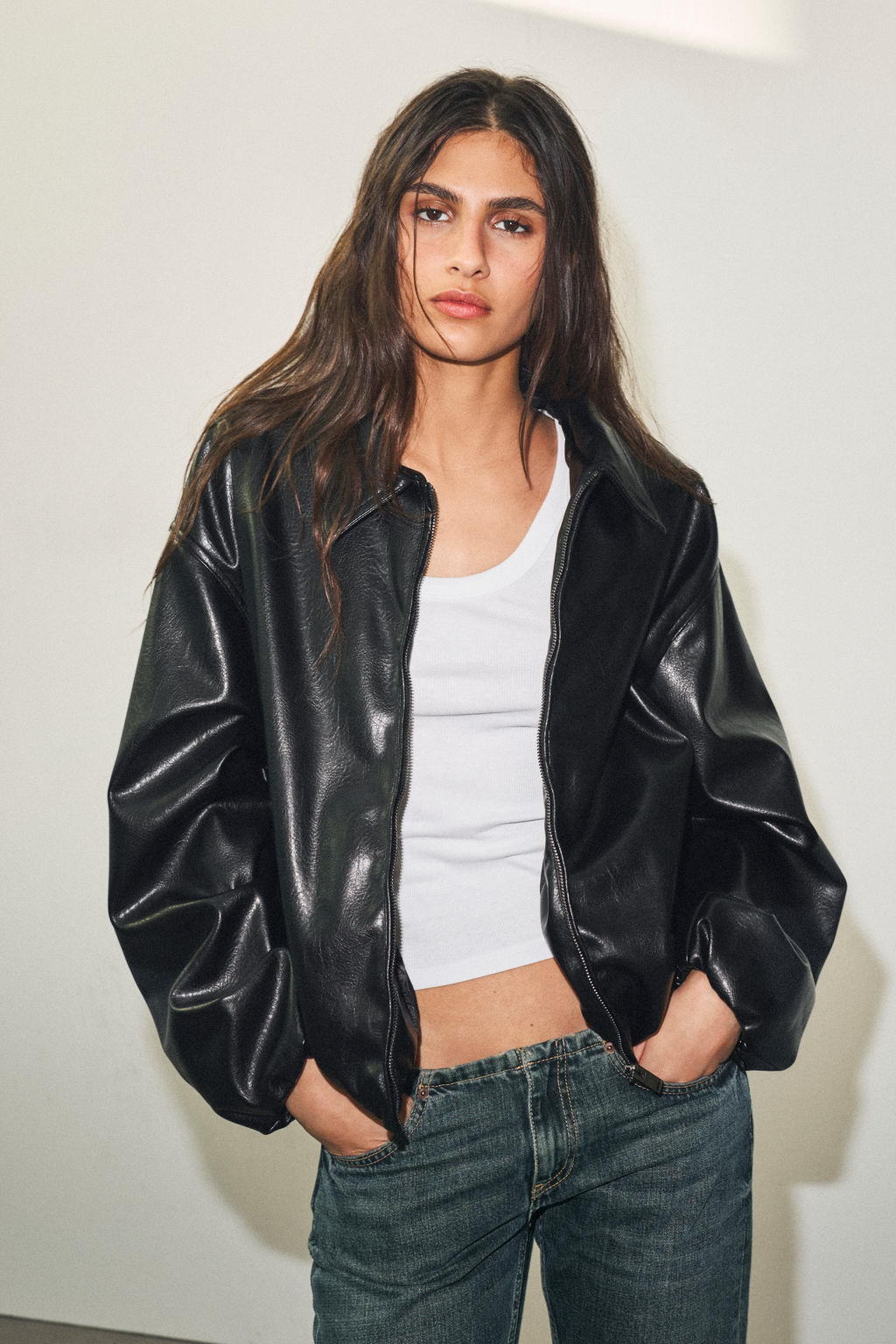 TRF LOW-RISE JEANS - Zara фото 4