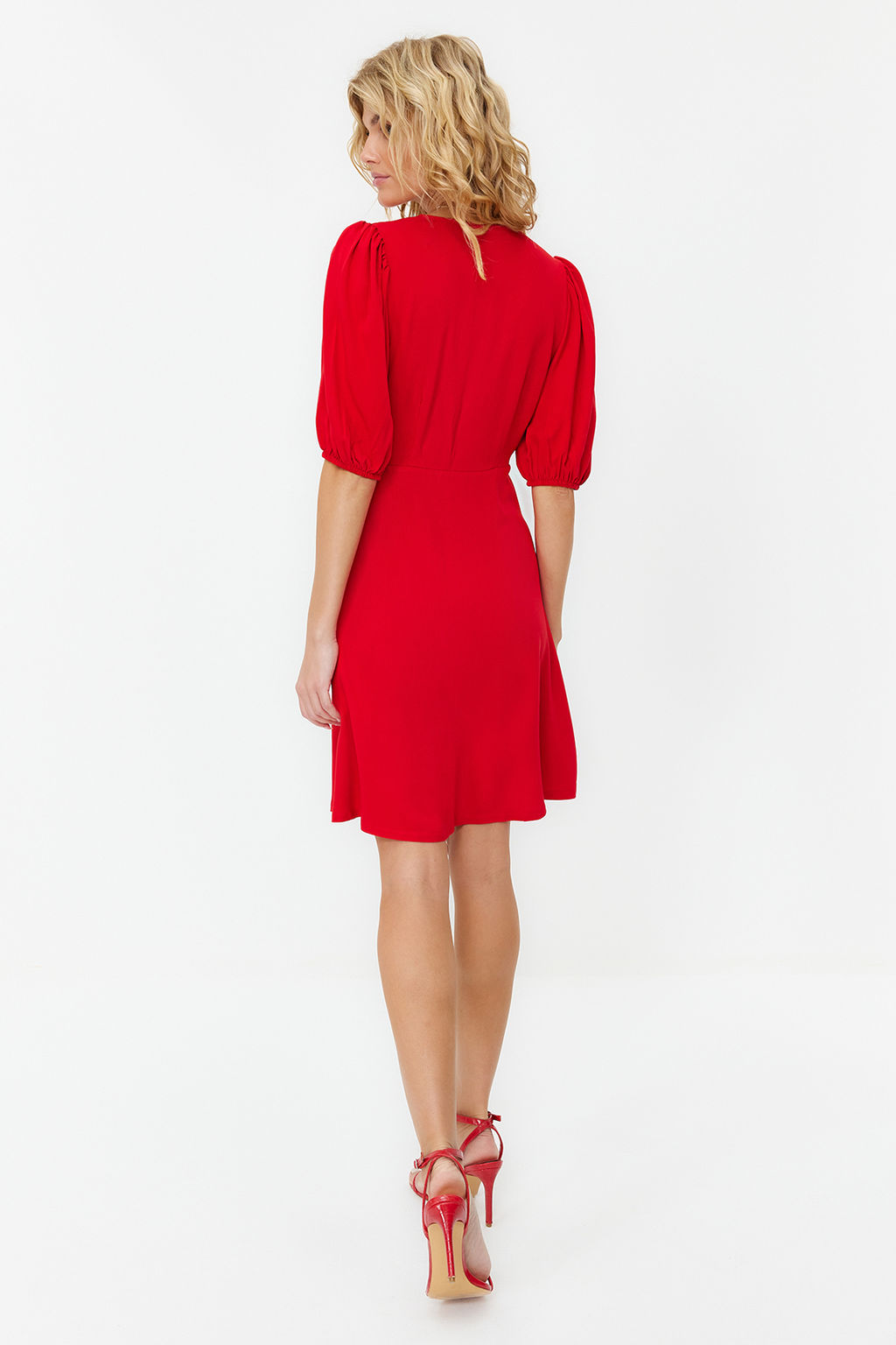 K?rm?z? Etegi Volanl? Balon Kollu Mini Dokuma Elbise TWOSS24EL00062 - Trendyolmilla фото 6