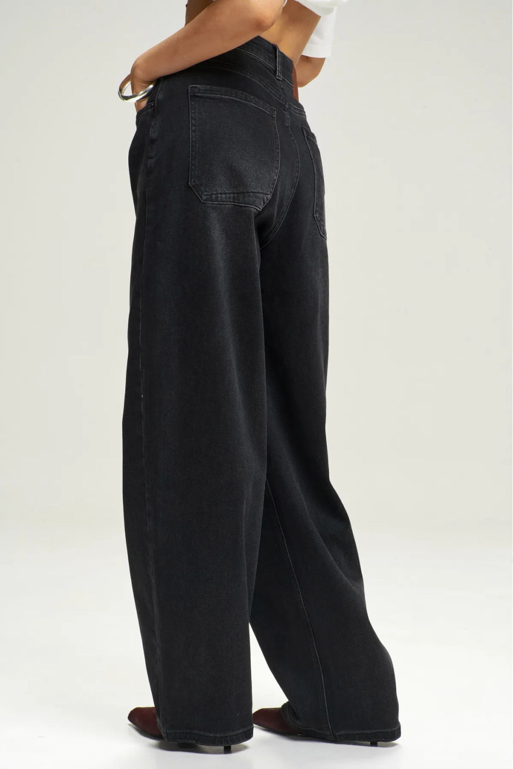 Джинсы RELAXED Washed Black