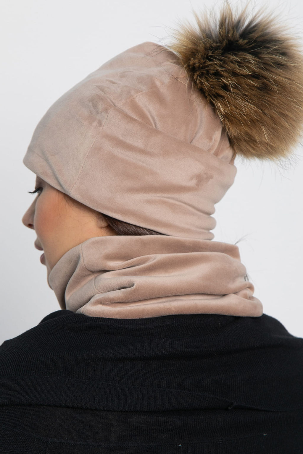 Комплект шапка с помпоном и снуд (бежевый) ШПС21-23М