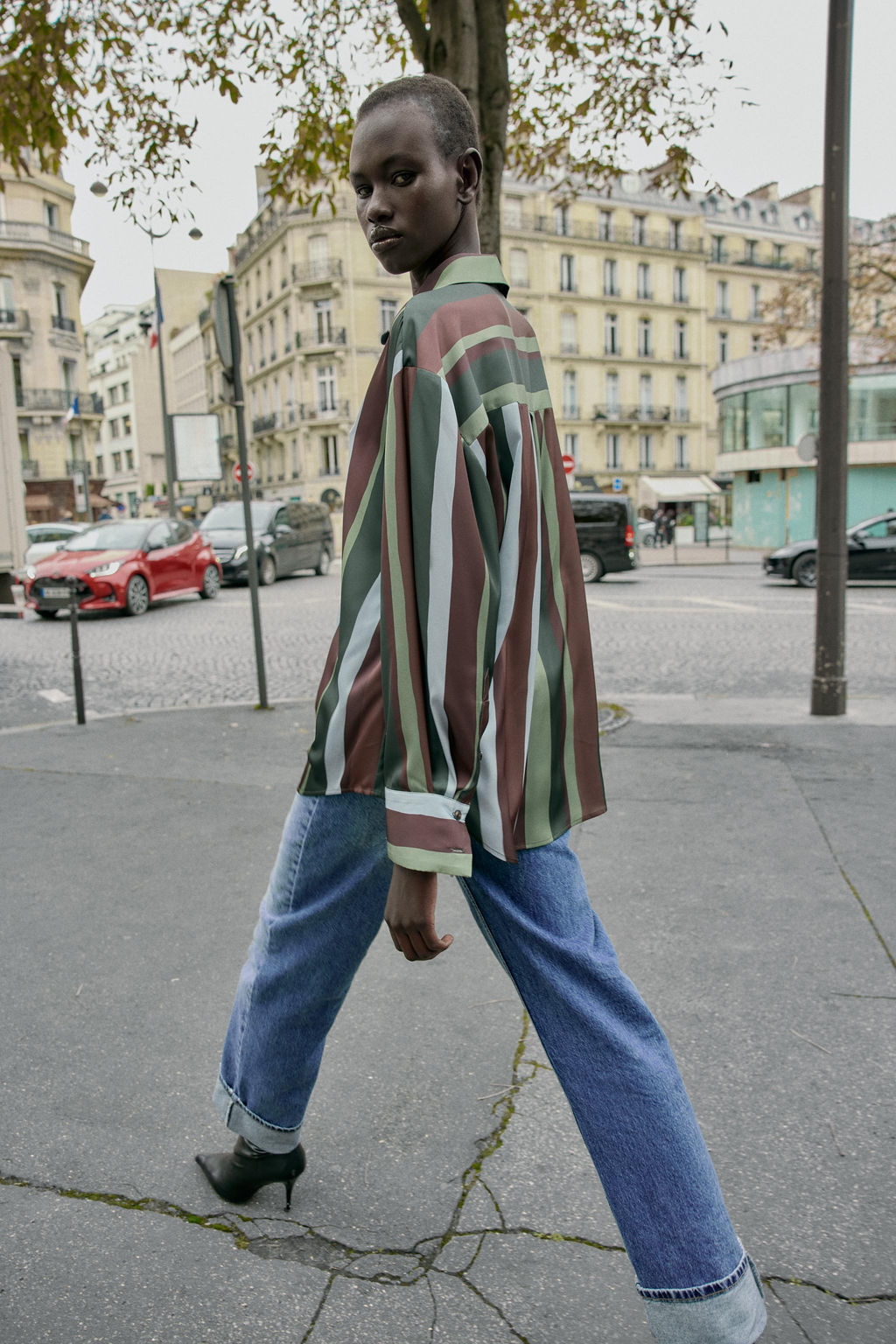 STRIPED SATIN BLOUSE - Zara фото 4