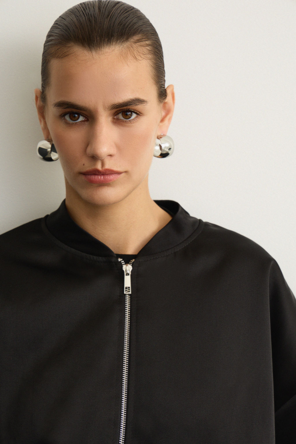 Бомбер утепленный из сатина - Mollis фото 4