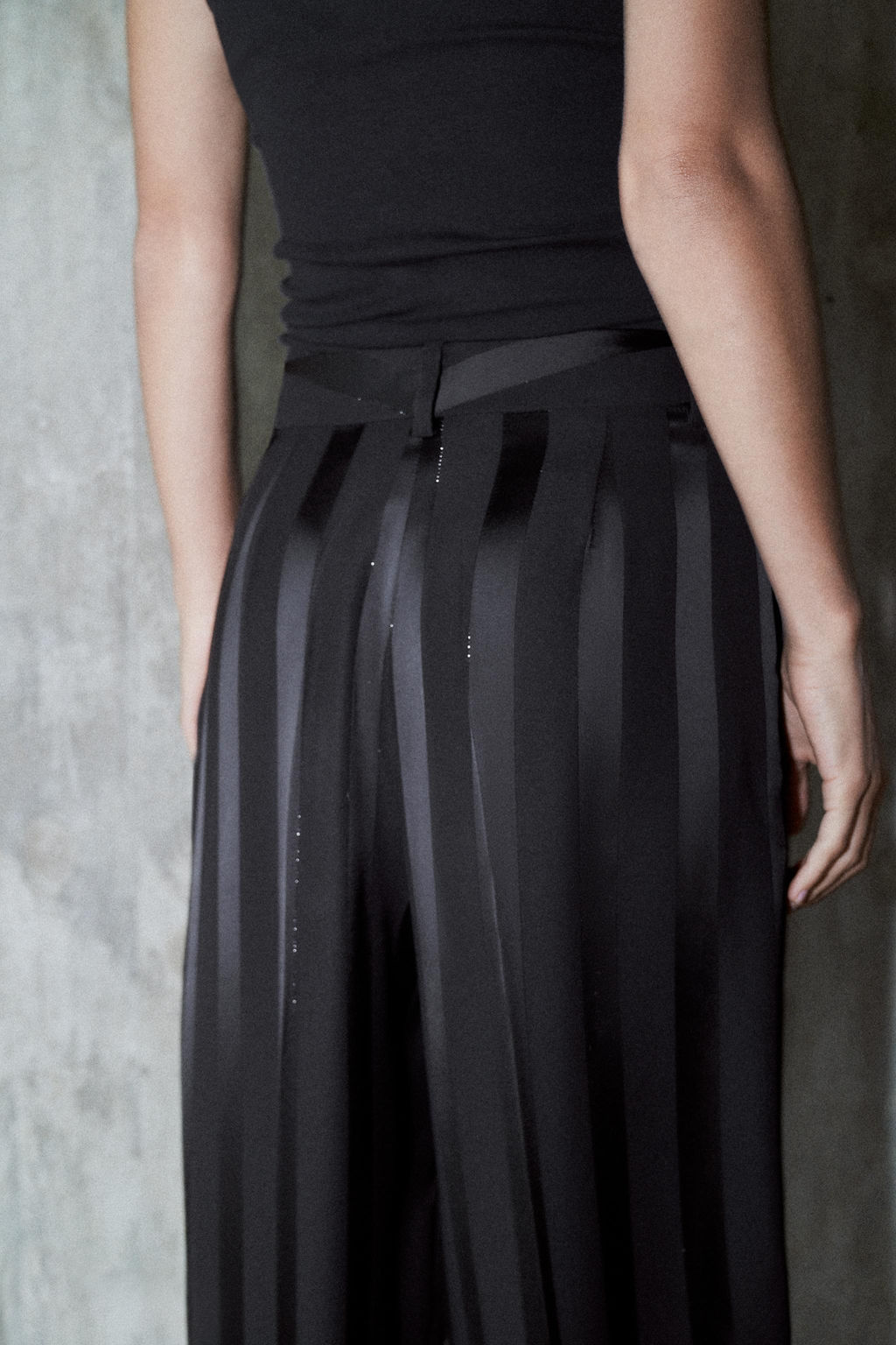 METALLIC THREAD STRIPED JACQUARD TROUSERS - Zara фото 4