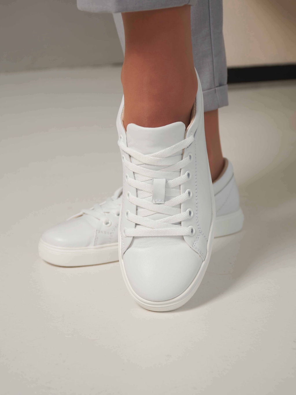 Кеды 130.emojiw.white