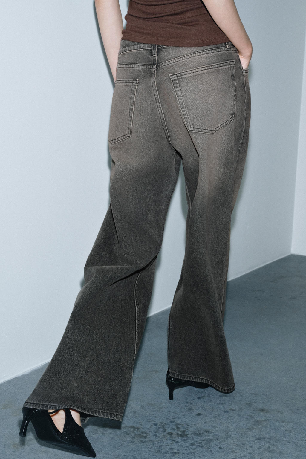 ZW COLLECTION WIDE-LEG MID-WAIST JEANS WITH DARTS - Zara фото 3