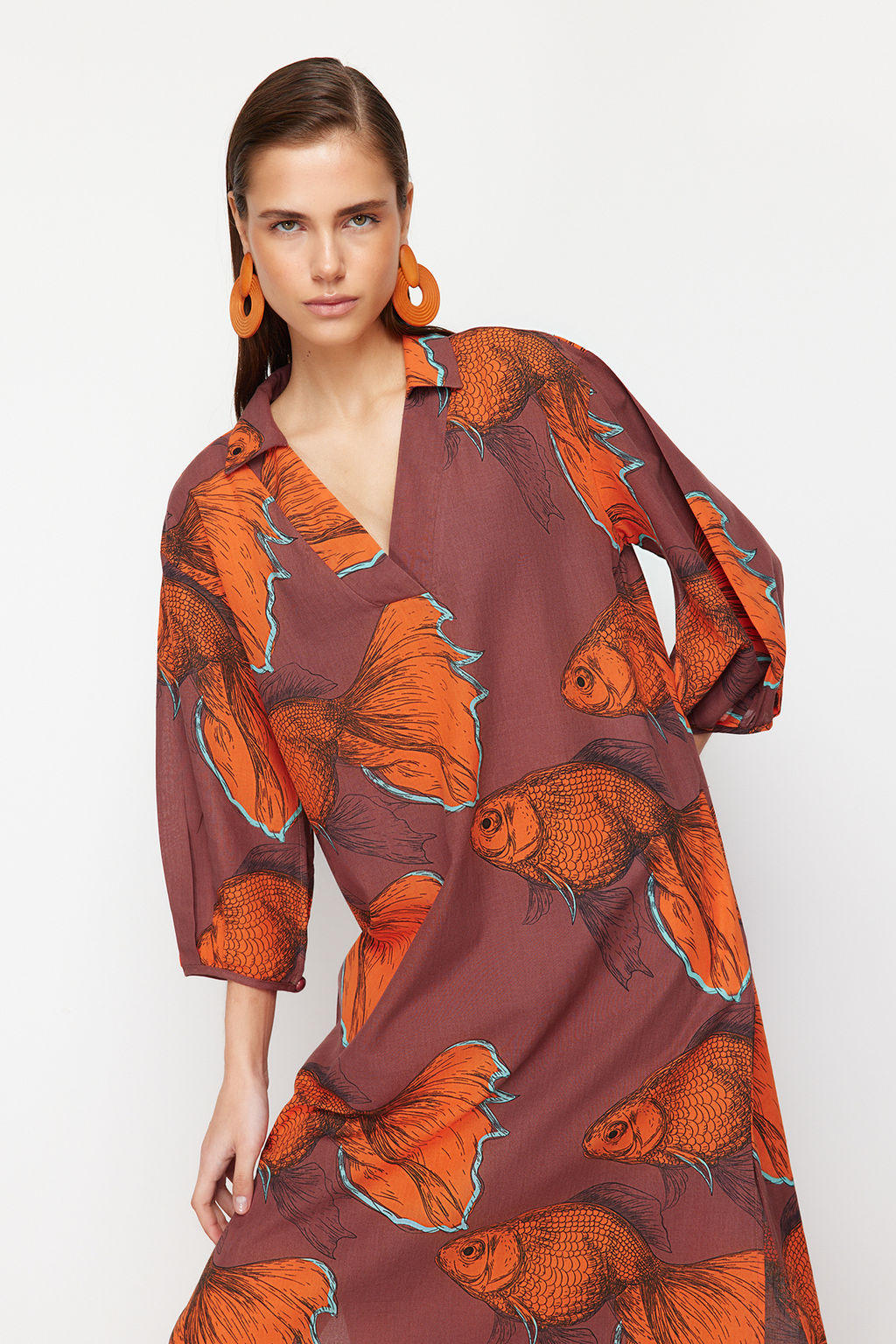 TRENDYOLMILLA Bal?k Desenli Genis Kal?p Dokuma %100 Pamuk Midi Plaj Elbisesi TBESS22EL0009 фото 3