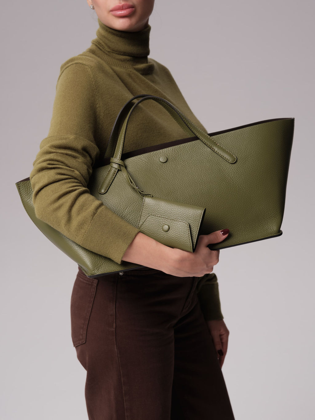 Женская кожаная сумка Dari DBR 31136 зеленая водоросль  фото 6