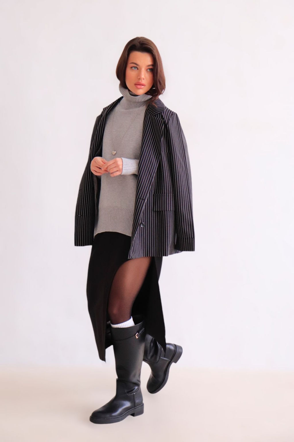 11784 Юбка с вырезом чёрная - Martichelli фото 24