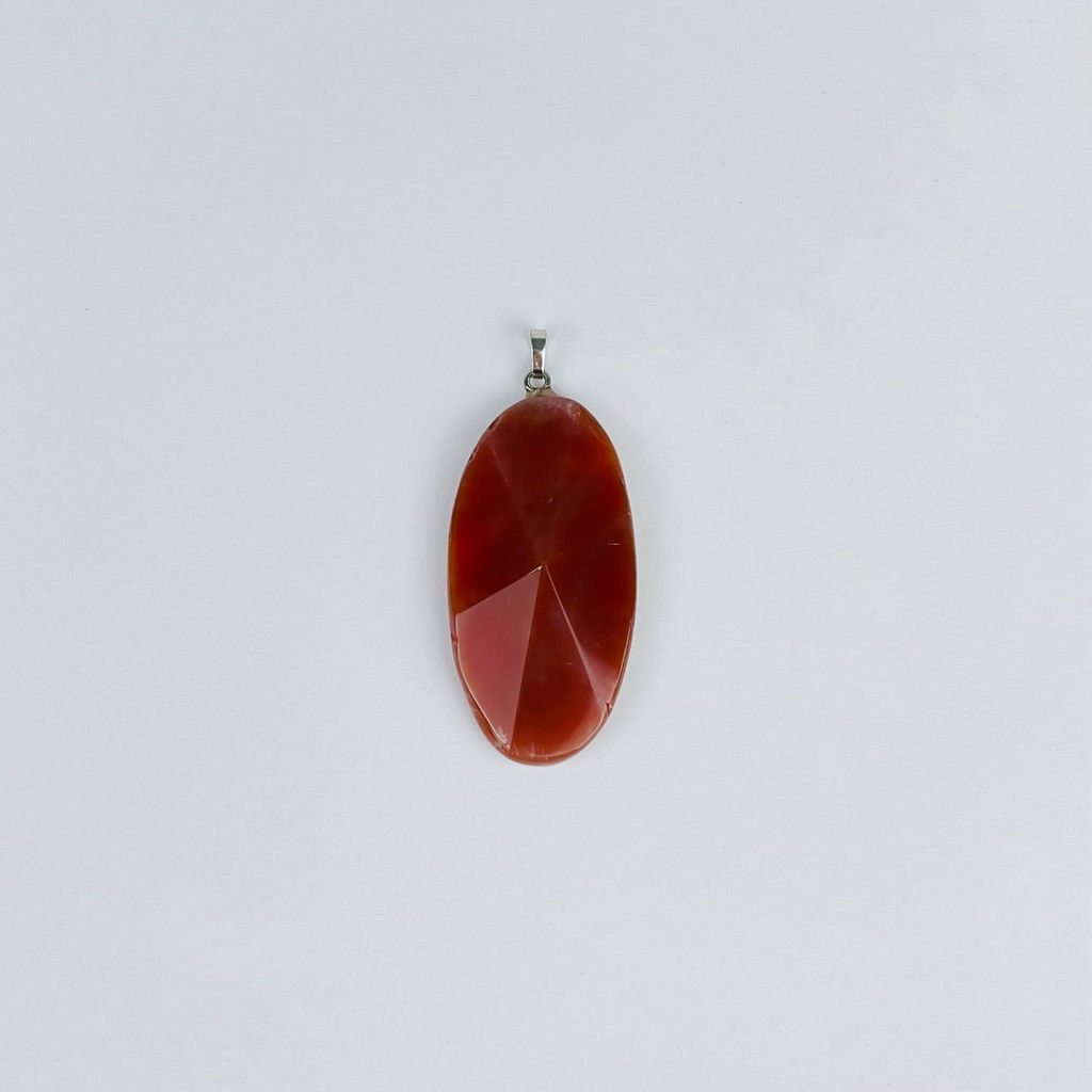 Кулон из Сердолика