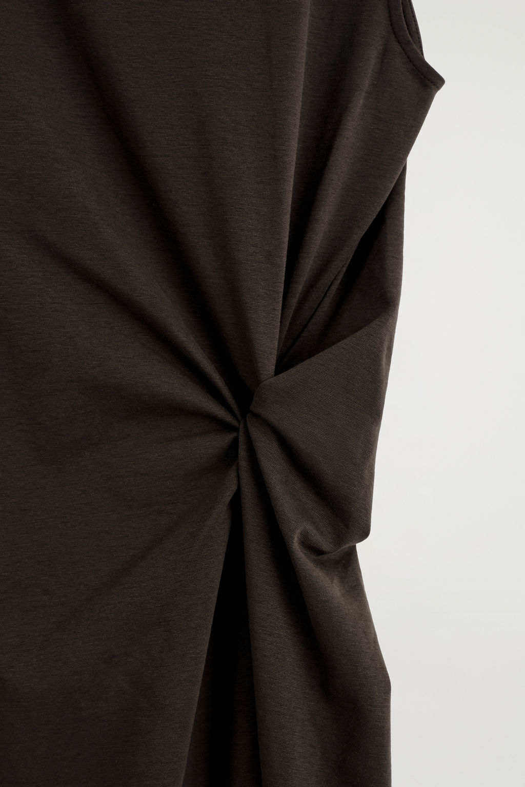 VESTIDO MIDI EL?STICO CON DETALLE DE NUDO - H&m фото 4