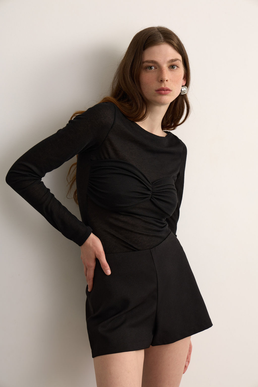 Шорты мини из костюмной ткани