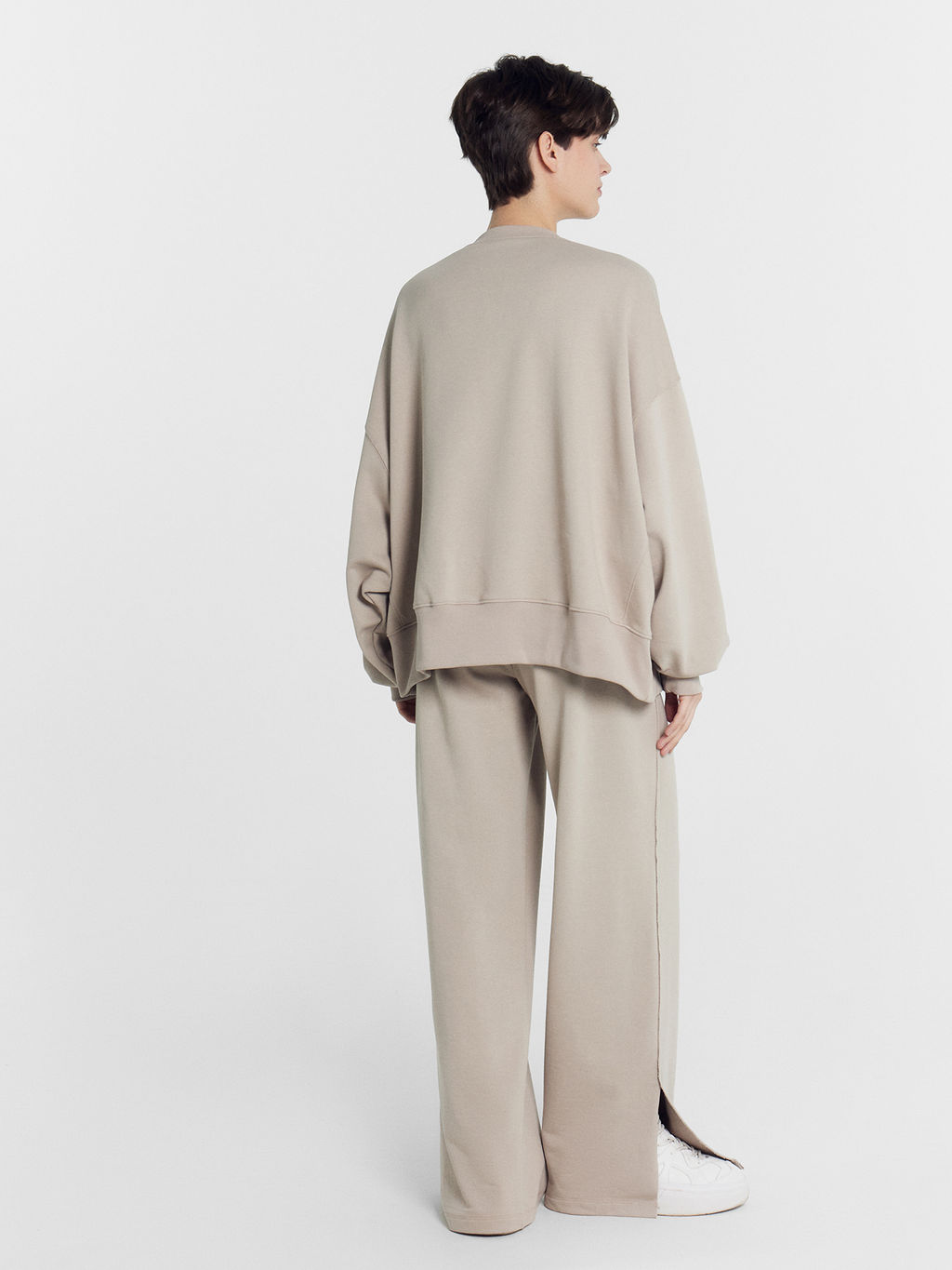 Свитшот женский в кофейно-коричневом цвете - Mark formelle фото 4