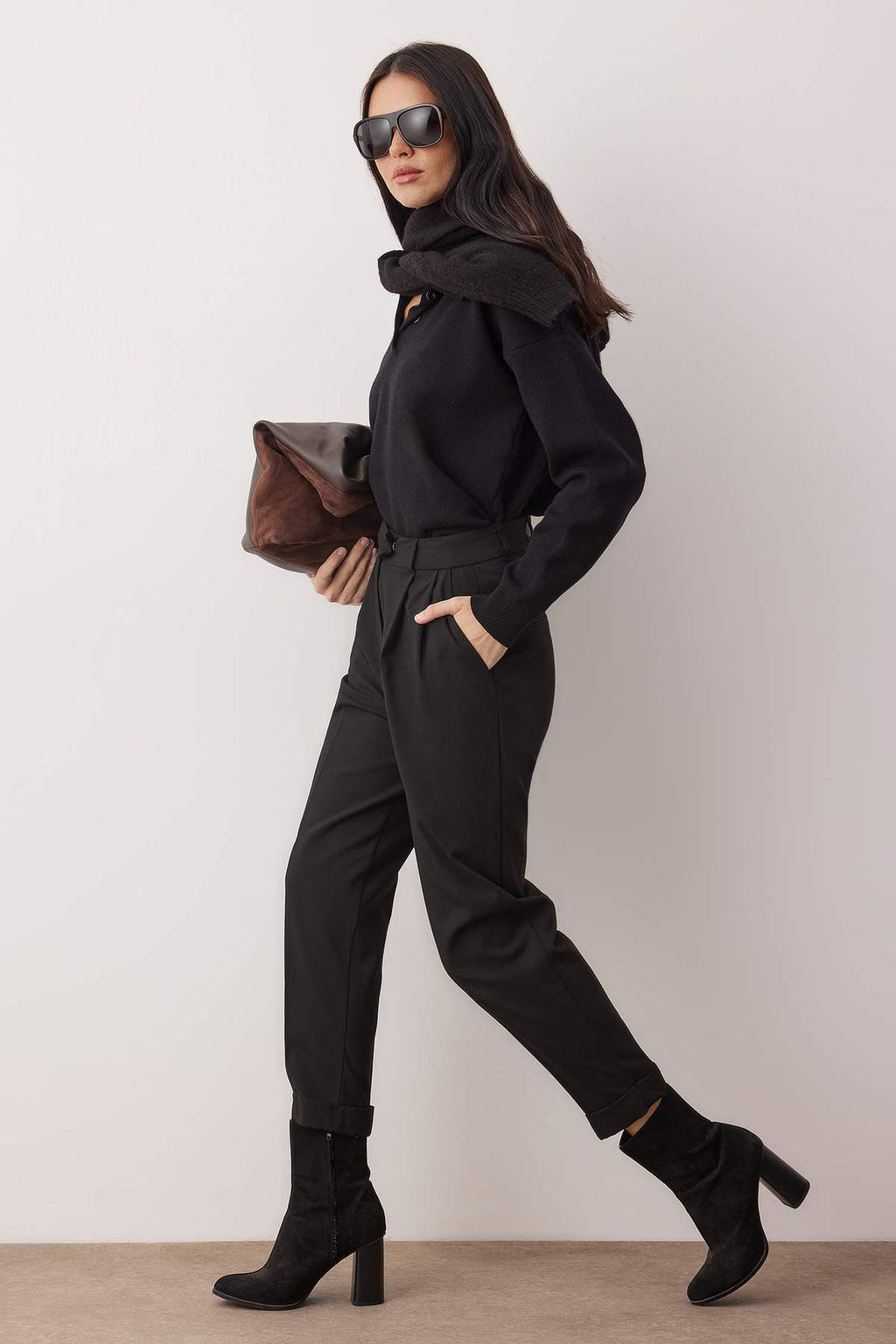 Siyah Pilili Genis Paca Extra Wide Leg Dokumlu Kumas Pantolon TWOAW26PL00155 - Trendyolmilla фото 5