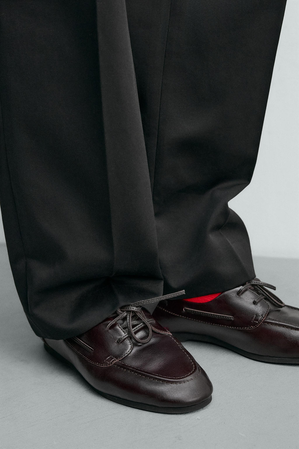 LEATHER DECK SHOES WITH VIBRAM® SOLE AARON LEVINE X ZARA