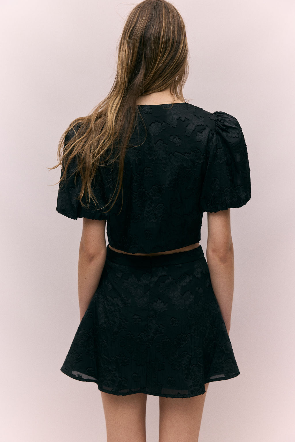 Blusa cropped en tejido jacquard - H&m фото 5