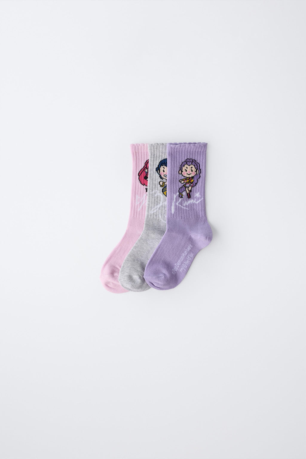 PACK TRES CALCETINES MEDIO KPOP DEMON HUNTERS NETFLIX  / Malva - Zara фото 4