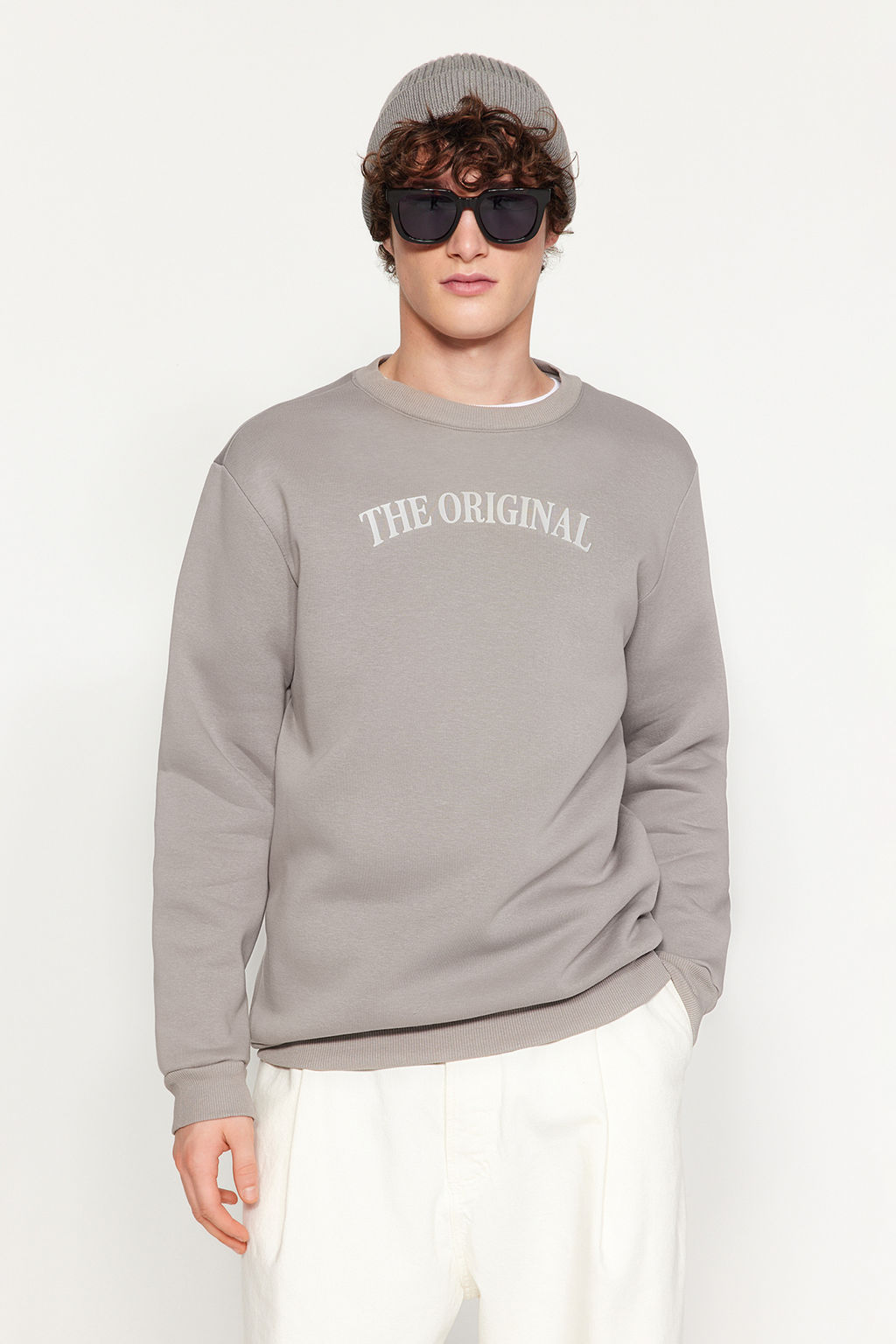Gri Regular/Normal Kesim Ici Polar/S?cak Tutan Yaz? Bask?l? Sweatshirt TMNAW24SW00183 - Trendyolmilla фото 3