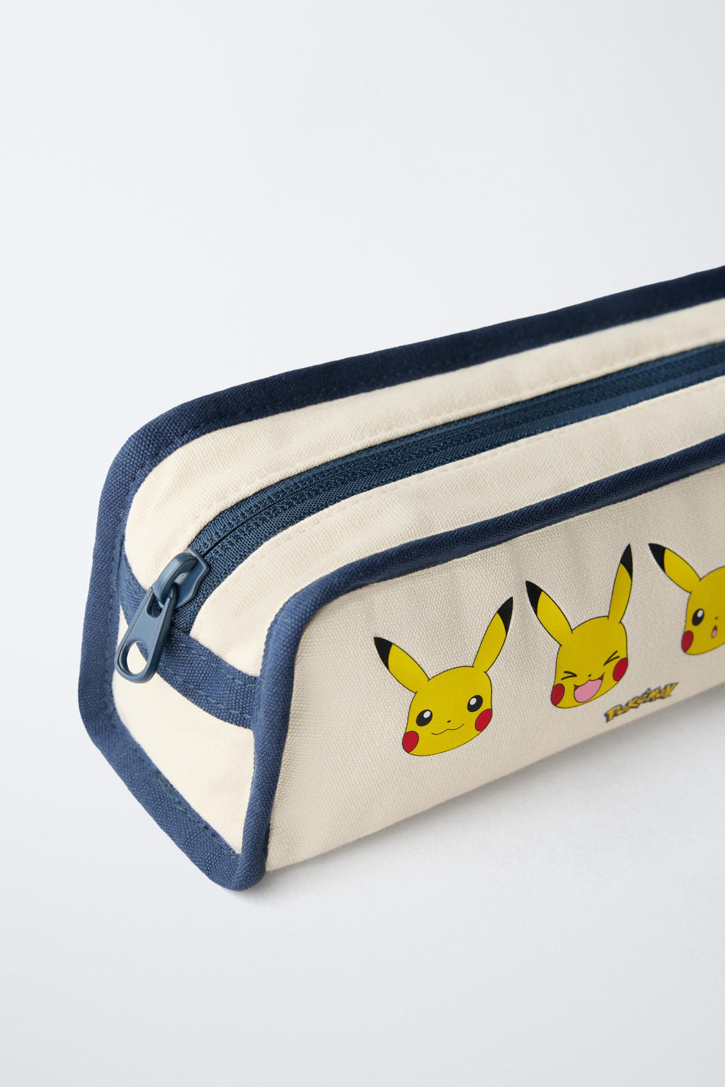 PIKACHU POK_MON  PENCIL CASE - Zara фото 3
