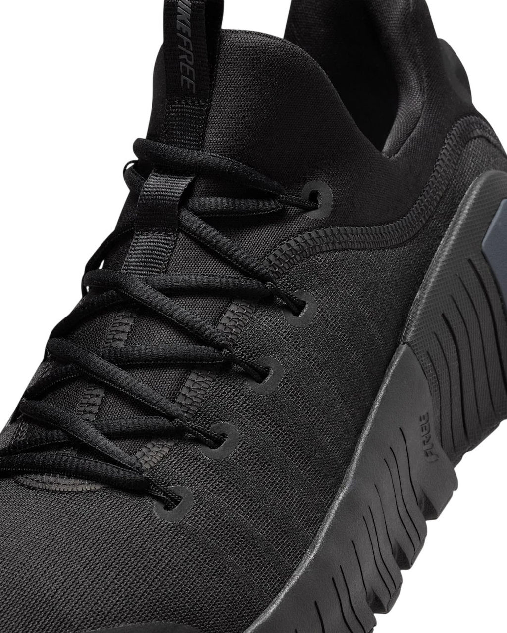 Кроссовки взрослые