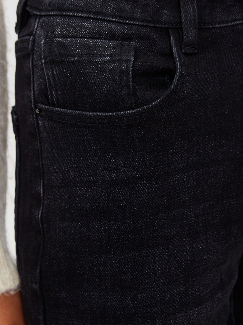 Утепленные женские джинсы мом с начесом - Mossmore фото 15