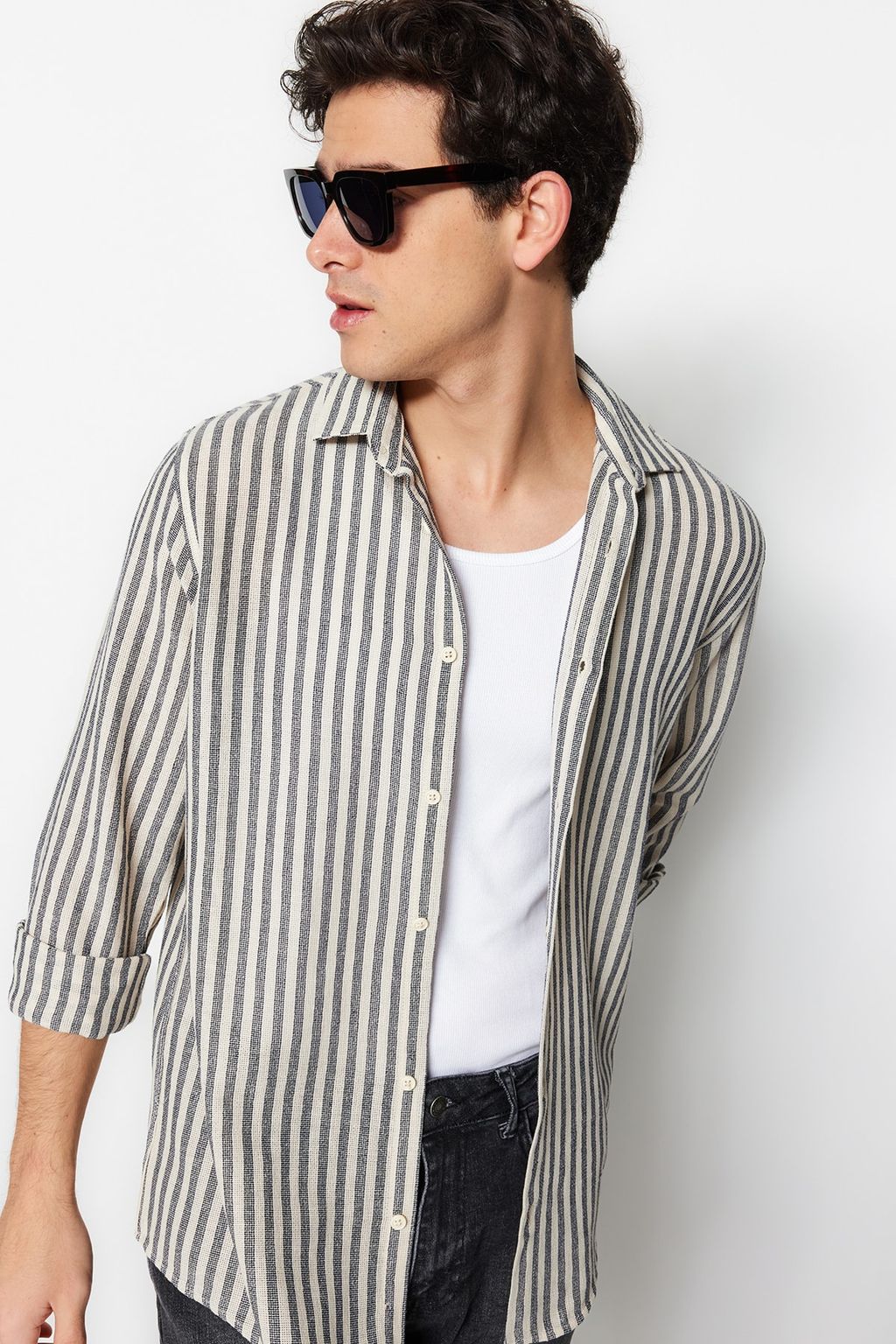 TRENDYOL MAN Premium Lacivert Regular Fit Cizgili Dokulu Keten Gorunumlu Gomlek TMNSS23GO00062 - Trendyolmilla фото 9