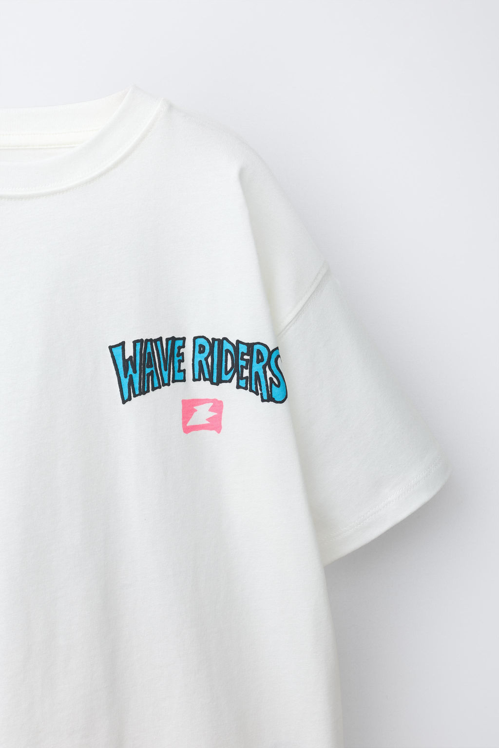 CAMISETA ESTAMPADO / Blanco