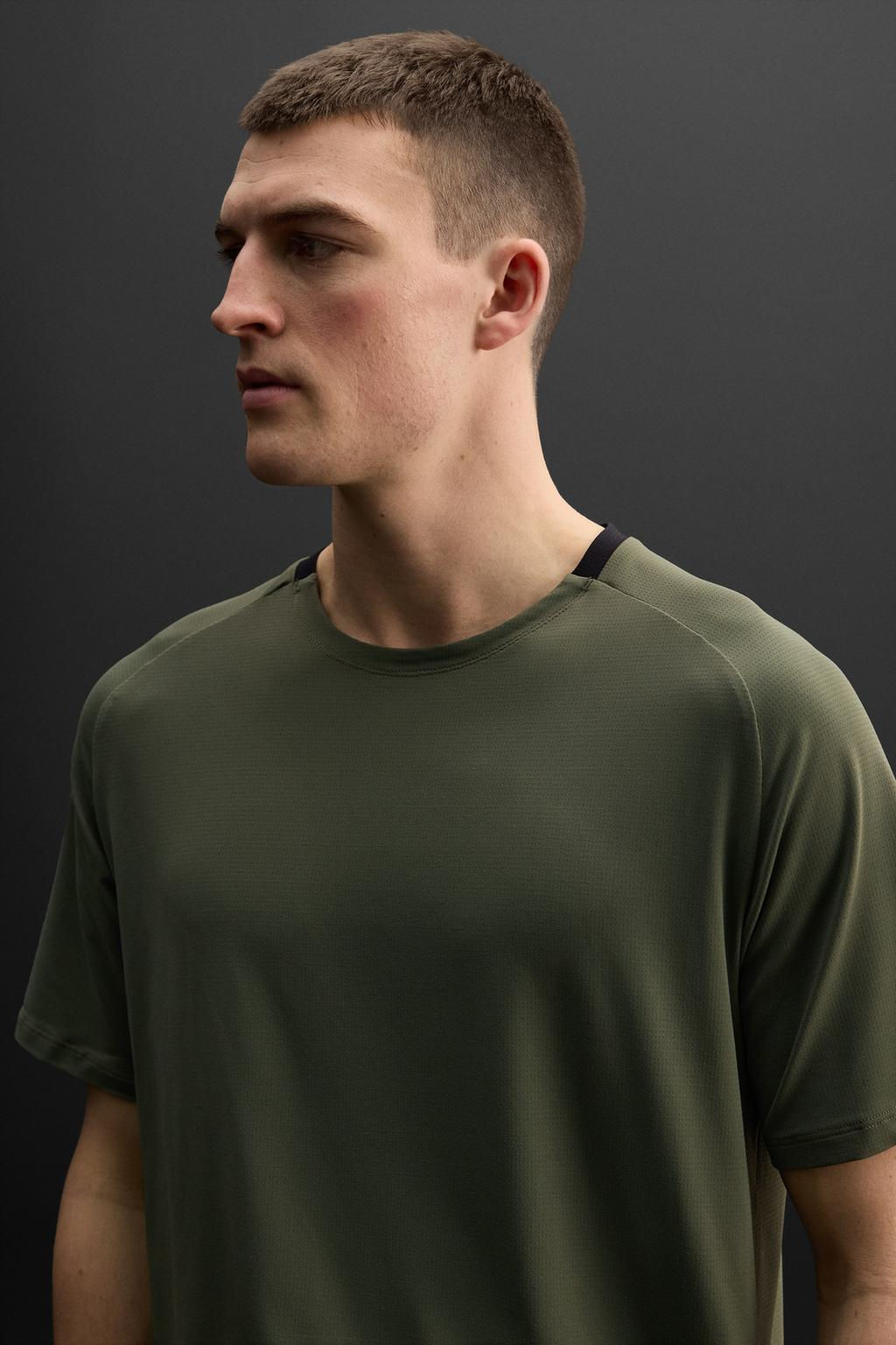 TRAINING TEXTURED T-SHIRT - Zara фото 14