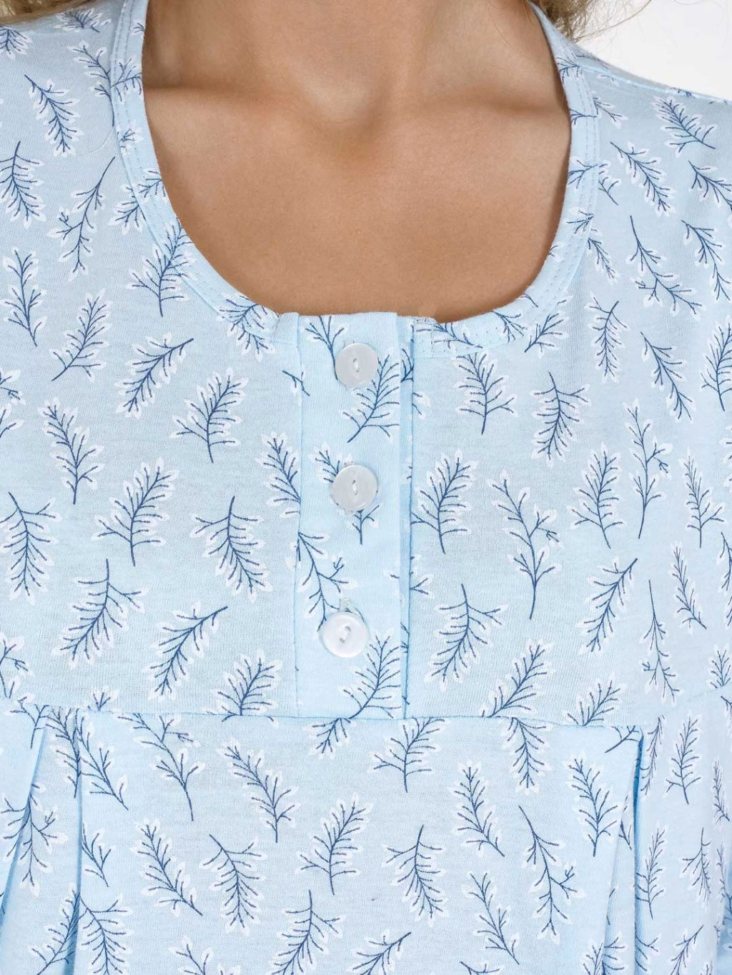 Ночная сорочка женская, цвет голубой белый