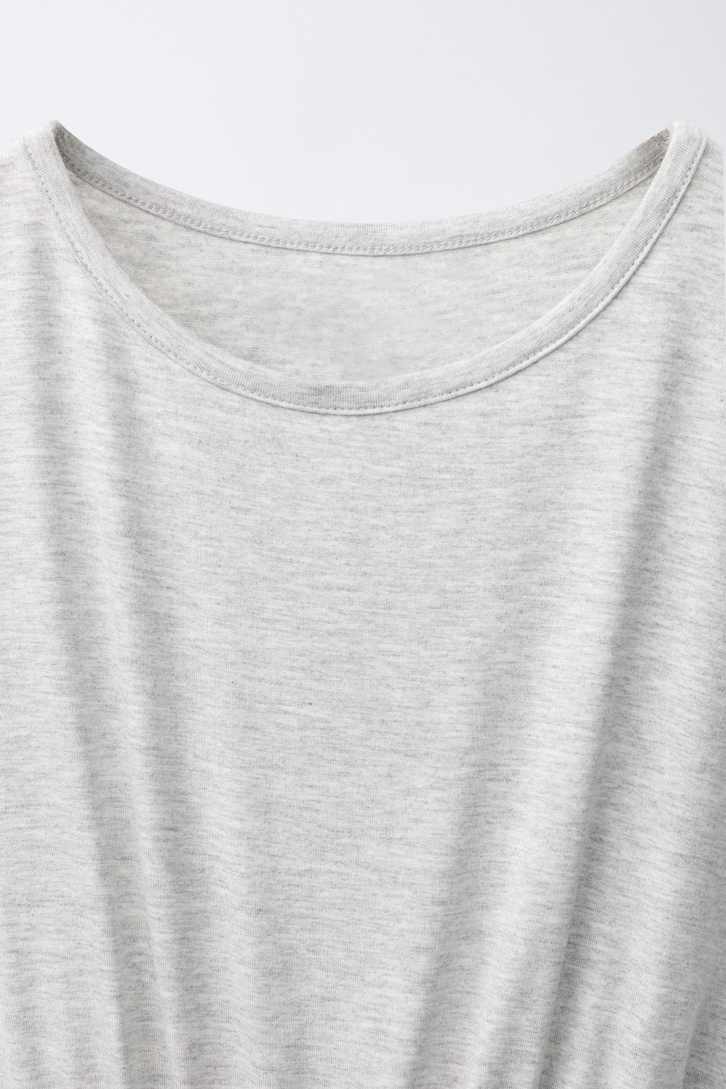CAMISETA FLUIDA FAJ?N / Gris vigor? - Zara фото 4