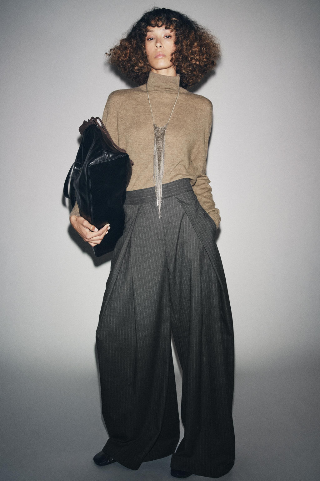 ZW COLLECTION PINSTRIPE DARTED TROUSERS - Zara фото 5