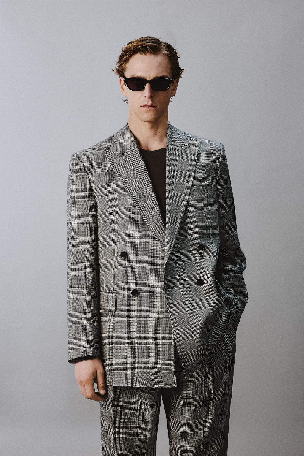 BLAZER CRUZADA TRAJE CUADROS LANA - LINO AARON LEVINE X ZARA / Blanco / Negro  фото 2