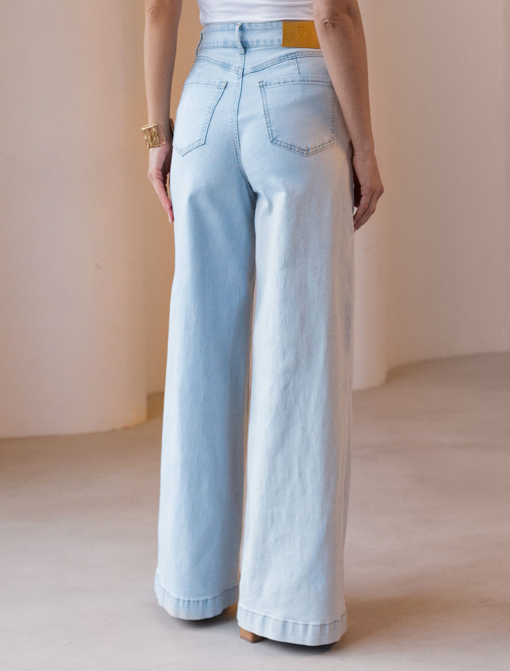 Джинсы-трубы из эластичного денима - Vilatte фото 3