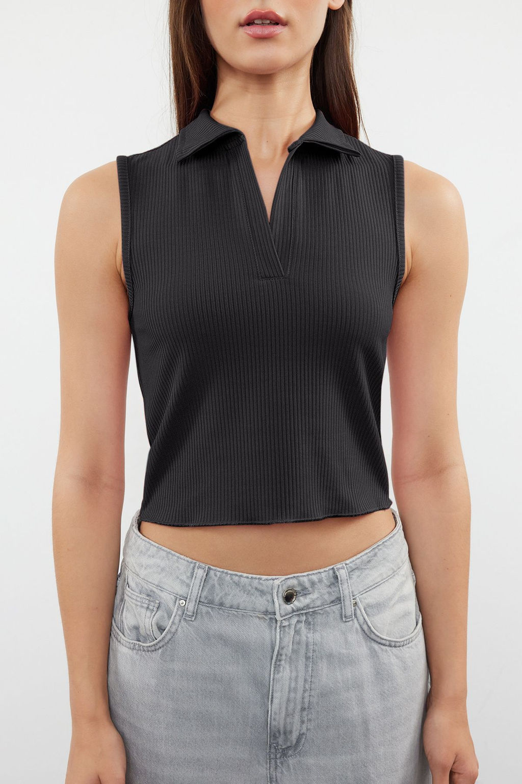 Antrasit Fitted/Vucuda Oturan Polo Yaka Crop Esnek Orme Bluz TWOSS22BZ0335