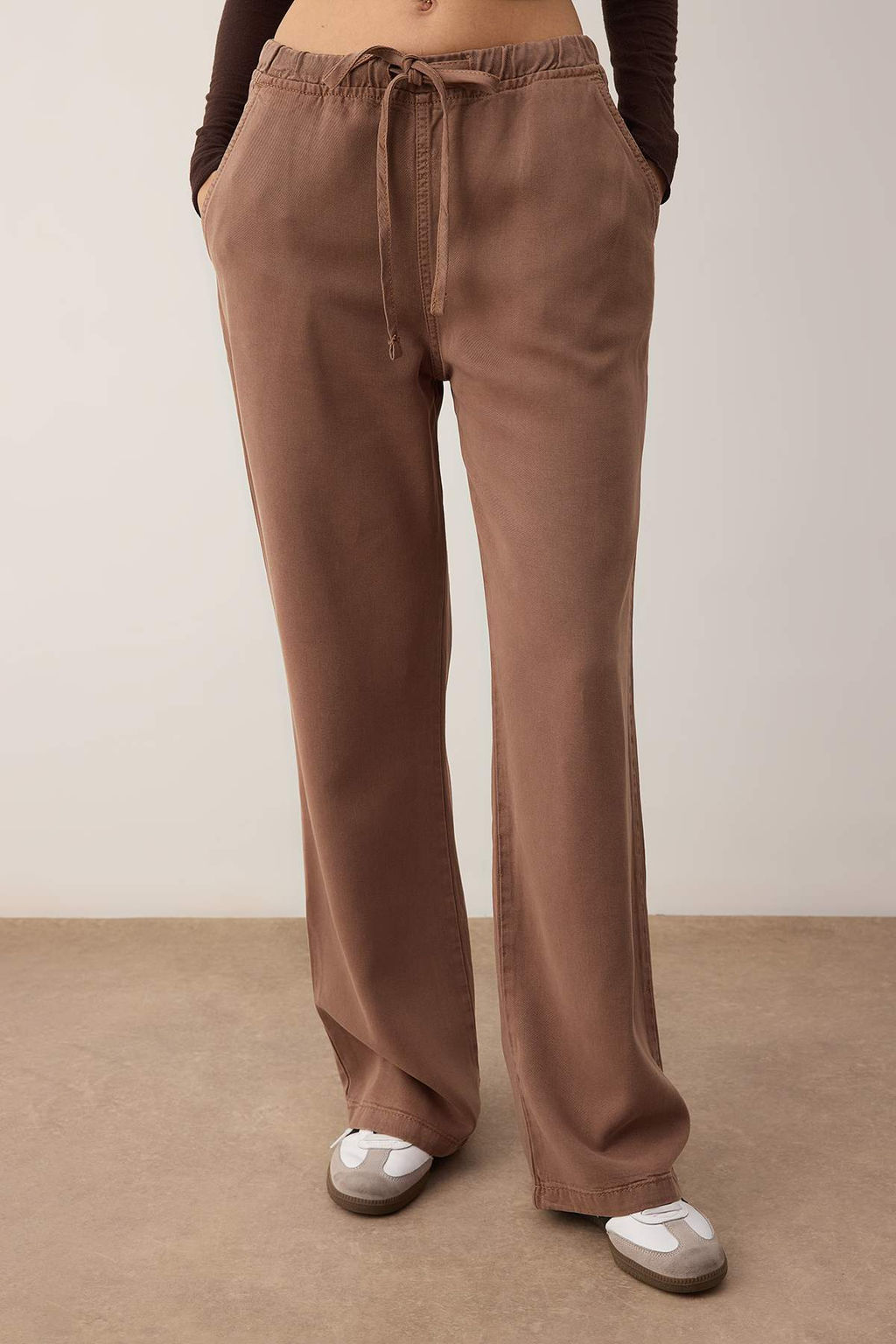 Bej More Sustainable %100 Tencel Beli Lastikli Yuksek Bel Jeans TWOSS24JE00203 - Trendyolmilla фото 13