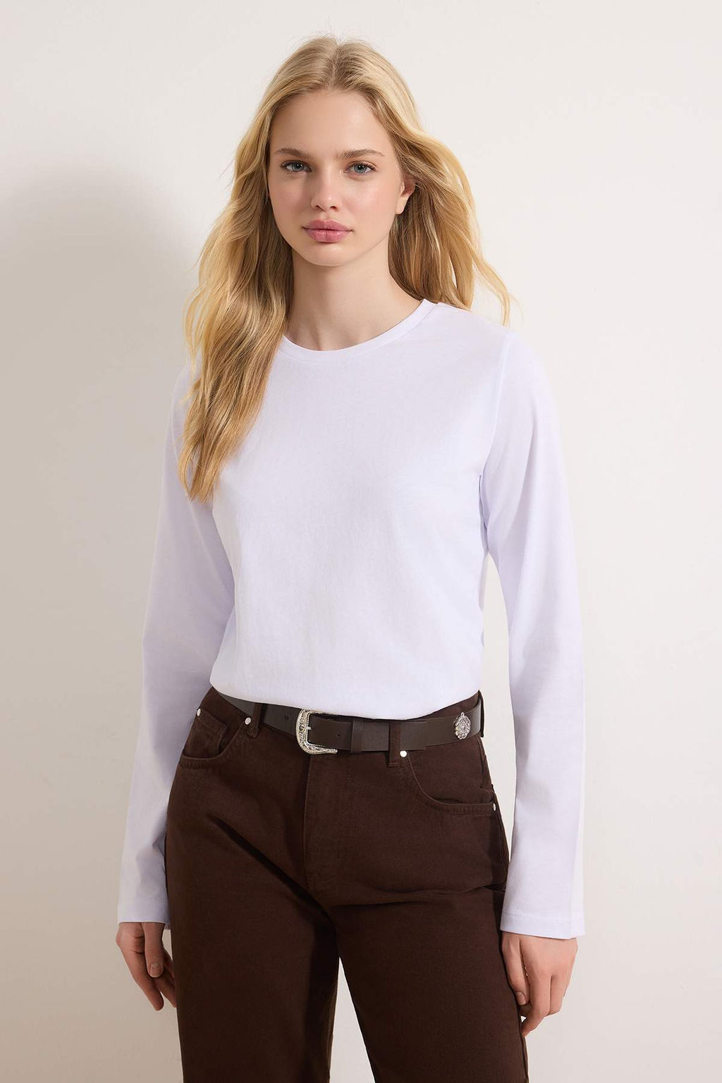 Siyah-Beyaz 2li Paket Bisiklet Yaka Regular/Normal Kesim Orme T-Shirt TWOAW25TS00001