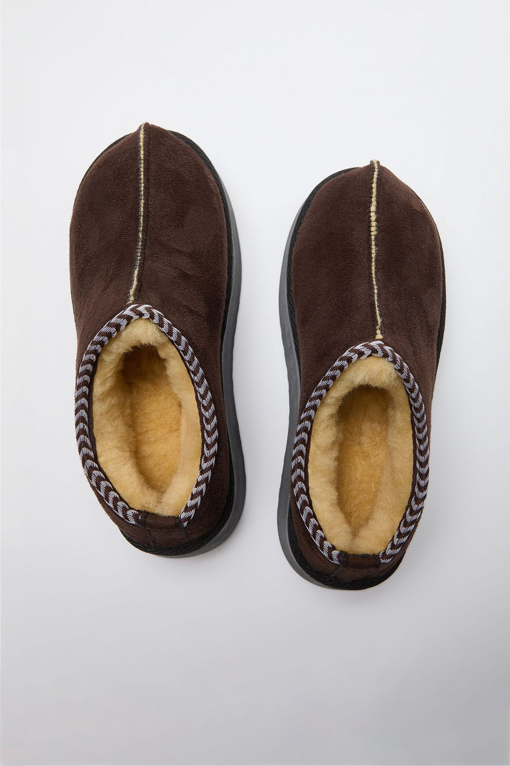 Trendyol Shoes Taba Nak?s Detayl? Ici Kurklu Kal?n Taban Kad?n Bilekte Bot TAKAW25BO00028 - Trendyolmilla фото 12