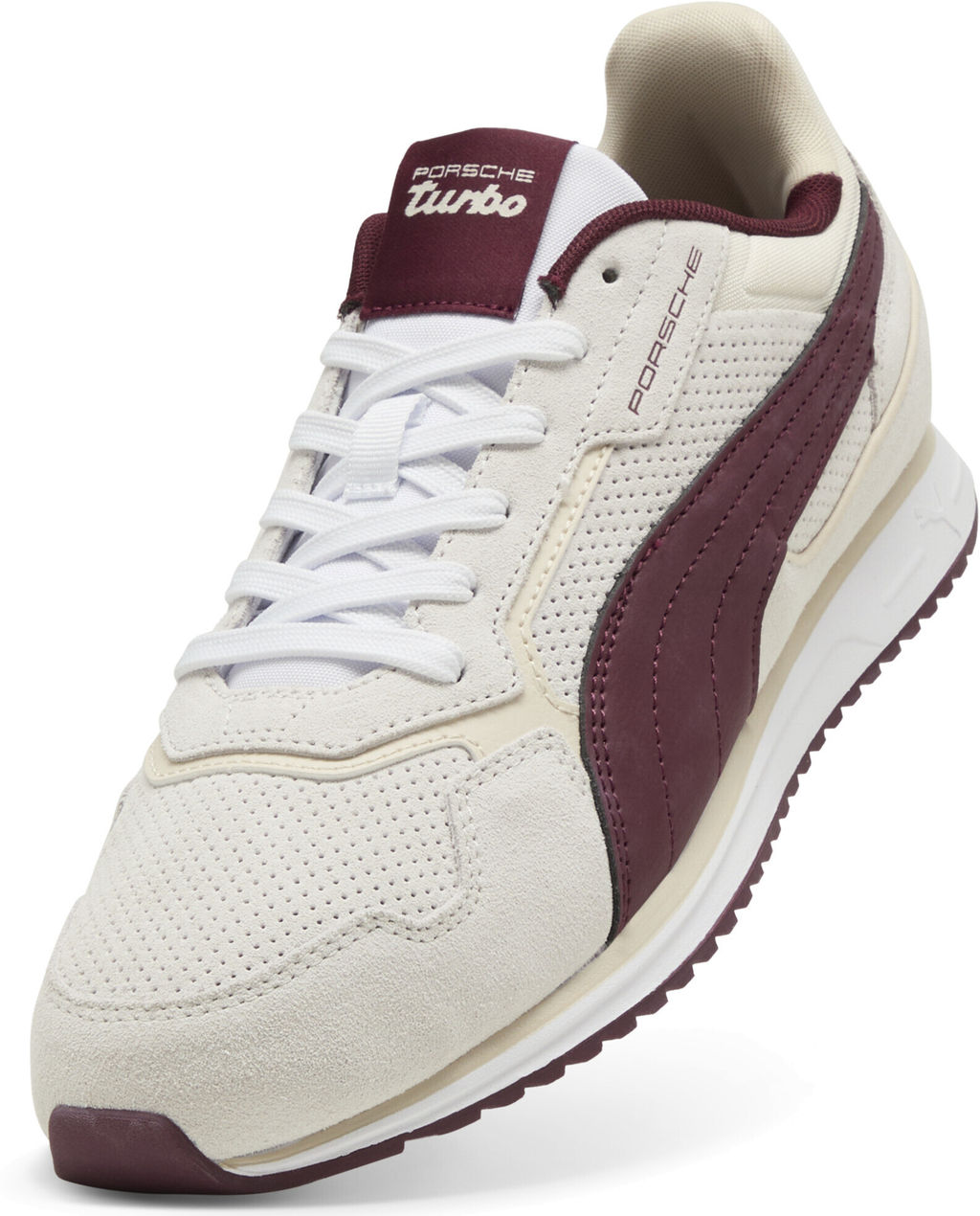 Кроссовки взрослые