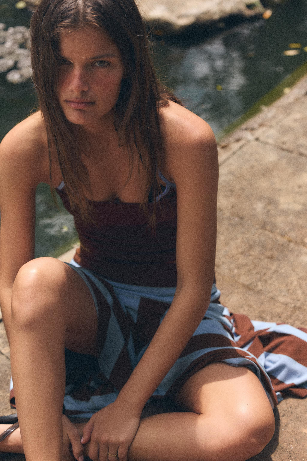 TOP CROP HALTER VIVOS / Marr?n-Azul - Zara фото 3