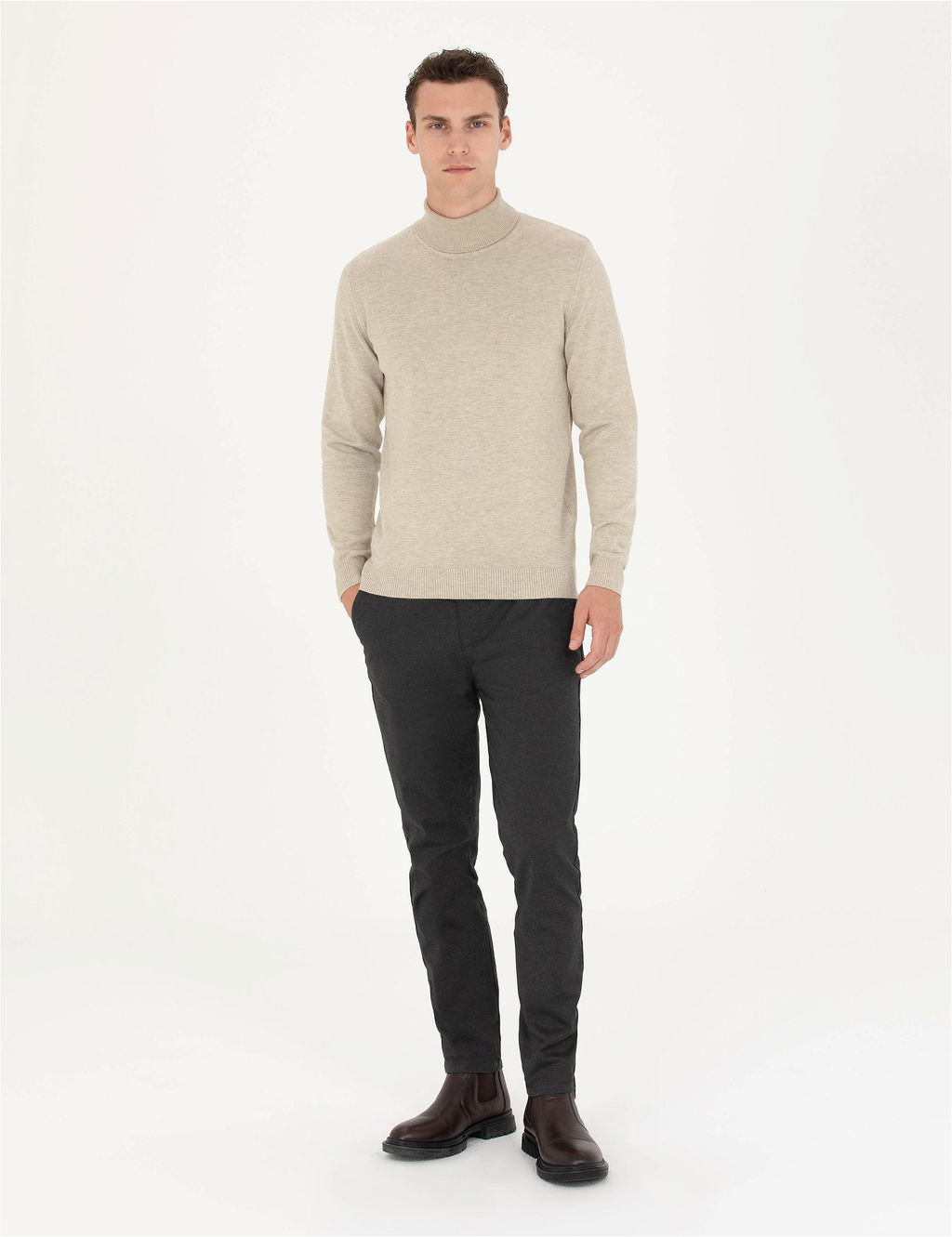 Kum Melanj Slim Fit Bal_k__ Yaka Basic Triko Kazak