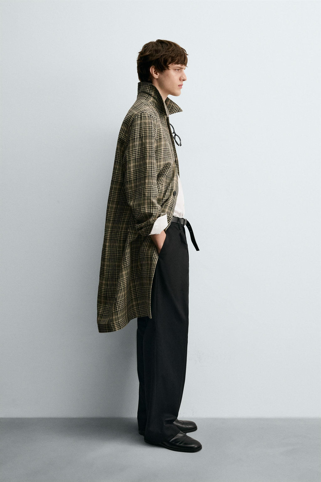 LIMITED EDITION WOOL - LINEN COAT - Zara фото 4