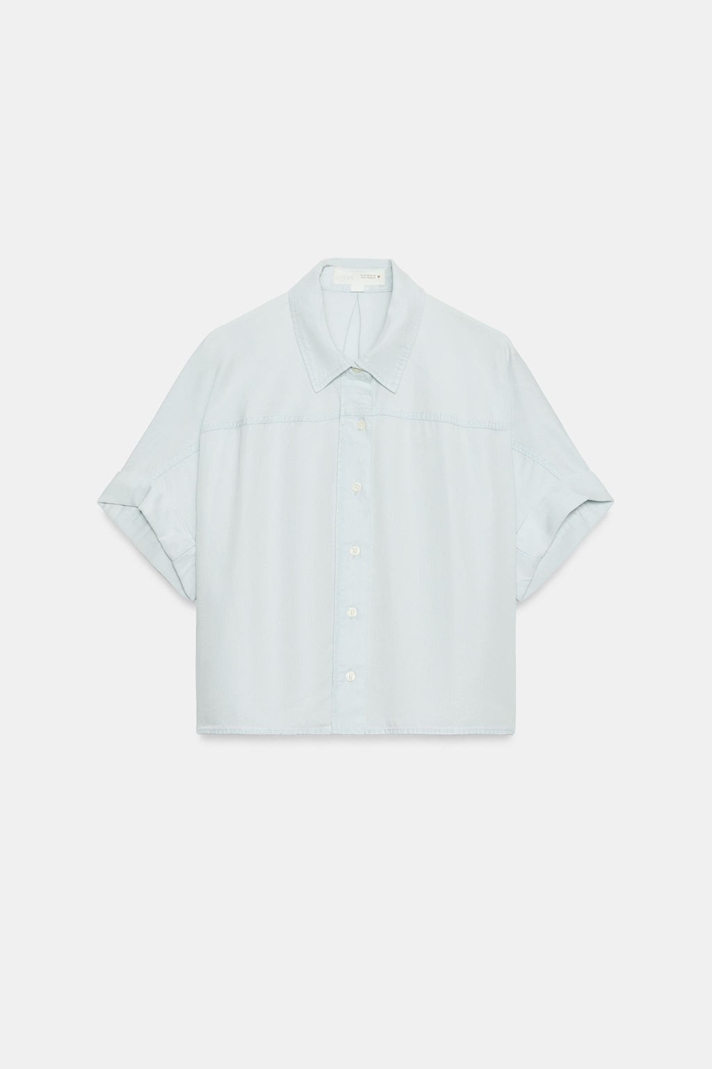 CAMISA FLUIDA MANGA CORTA / Azul claro