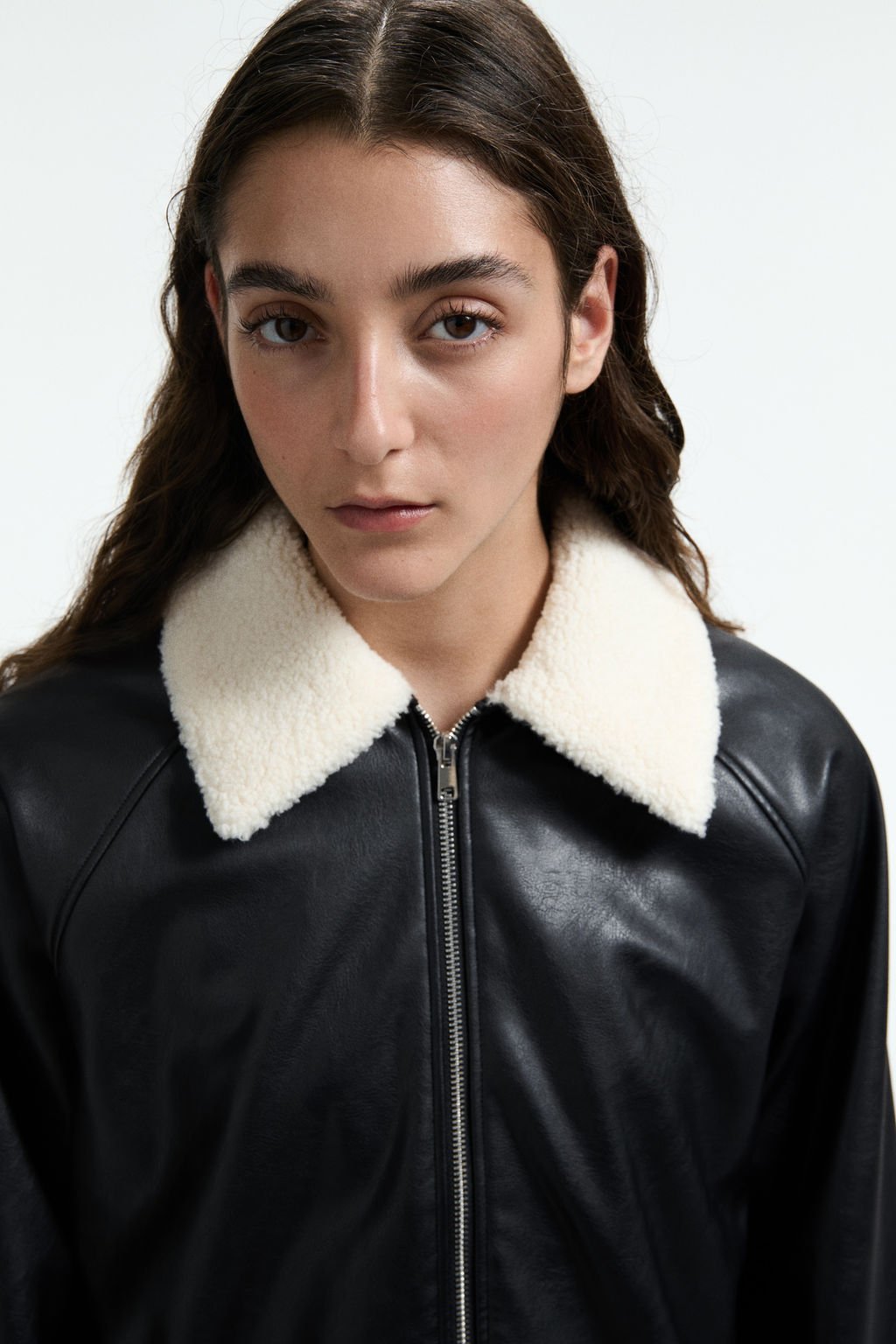 Chaqueta con cuello de borreguito - H&m фото 6