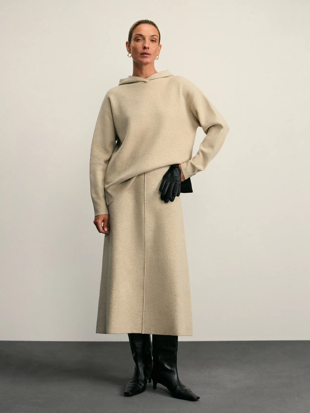 Джемпер с капюшоном / Zarina  фото 2