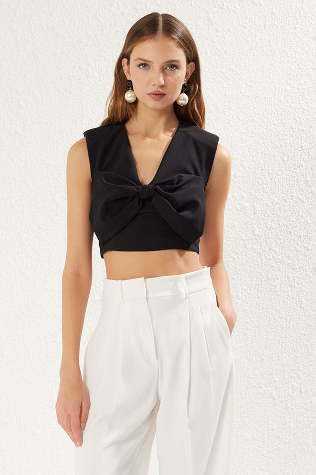 Siyah Fiyonk Detayl? Crop Dokuma Bluz TPRSS25BZ00022 - Trendyolmilla фото 2